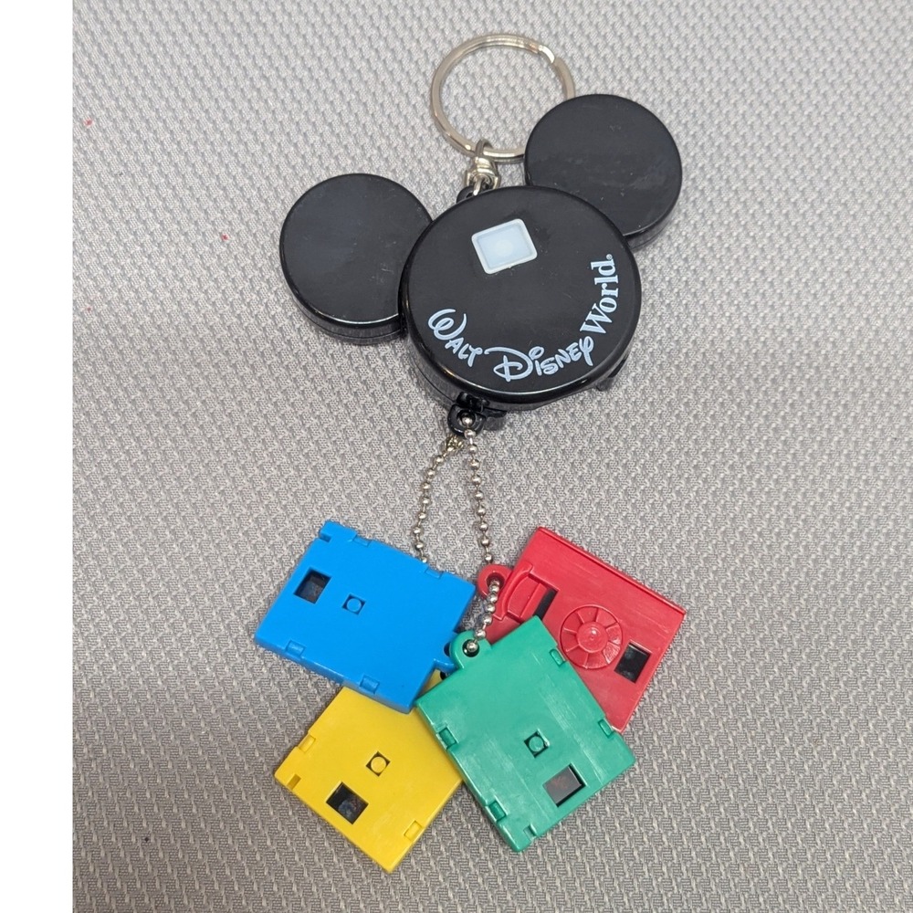 VTG Disney World View Mickey Mouse Head Slide Viewer Keychain with 4 Mini Disks
